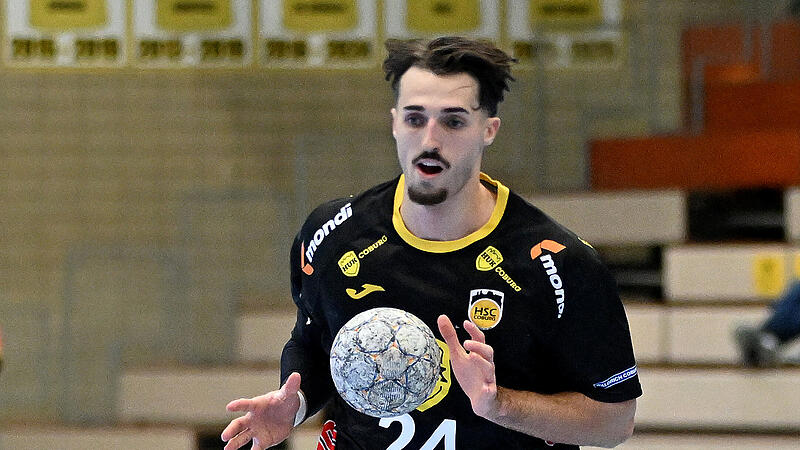 Mikael Helmersson ist nur noch f&uuml;r die restliche Saison der Dreh- und Angelpunkt im Spiel des HSC Coburg.