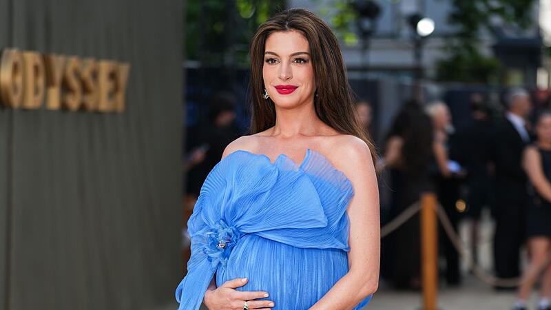 Anne Hathaway