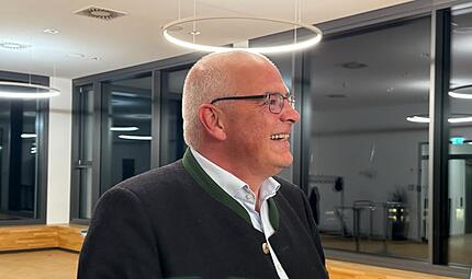 G&ouml;&szlig;weinsteins B&uuml;rgermeister Hanng&ouml;rg Zimmermann wird neuer Landrat. Damit muss die Marktgemeinde ihre B&uuml;rgermeisterwahl wiederholen.