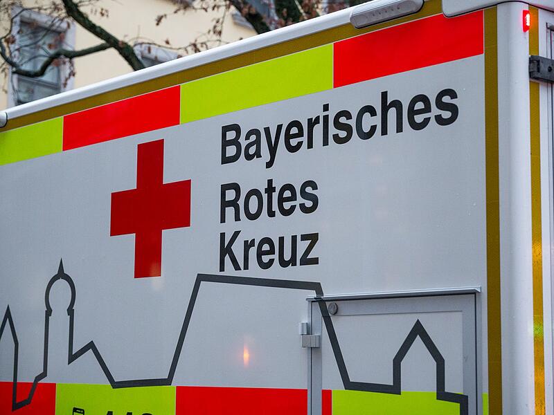 Das Rote Kreuz bietet eine Notfalldose f&uuml;r Senioren an. (Symbolbild)