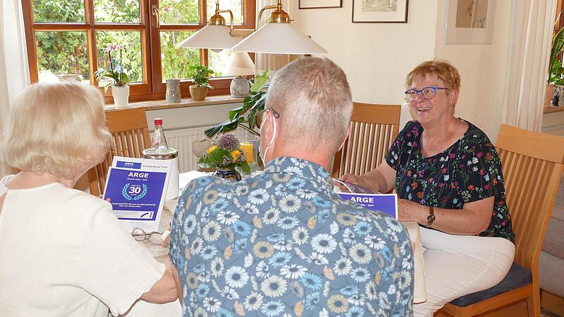 Ulrike Verleger hat ihre Berufung mit der Leitung einer Selbsthilfegruppe von Parkinsonpatienten gefunden.