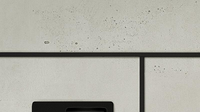 Eine sehr schlichte Tür mit Art-Beton