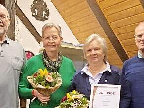 Unser Bild zeigt Georg Schmitt, Elfie Freudenstein, Margitta Rimpel und Norbert Schmitt.