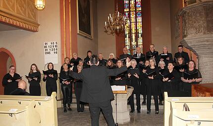 Vesperkonzert Neustadt: Auff&uuml;hrung voller Andacht