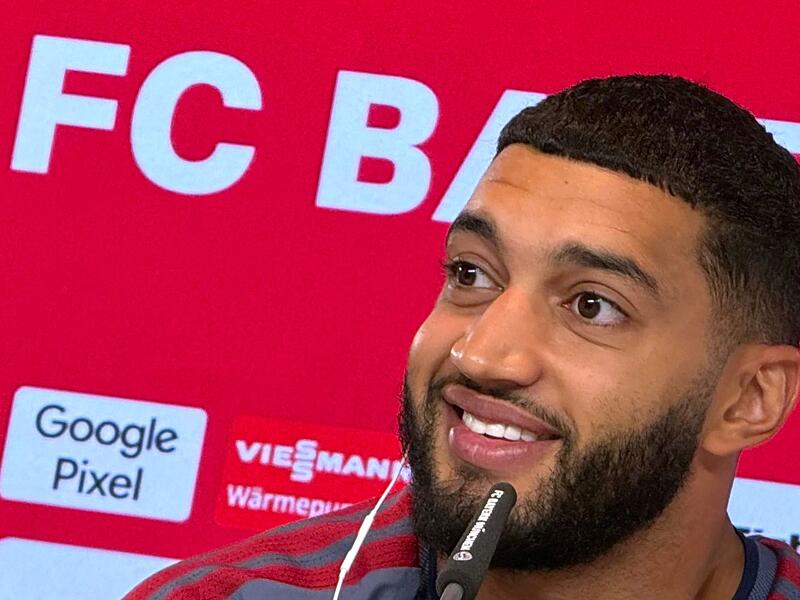 Vorstellung Ismael Saibari beim FC Bayern München Vorstellung Ismael Saibari beim FC Bayern München