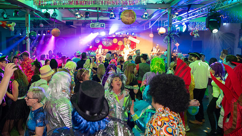 Der Bamberger Rosenmontagsball ist eines der Highlights der Faschingssaison.BRK Rosenmontagsball 2024 Der Bamberger Rosenmontagsball ist eines der Highlights der Faschingssaison.