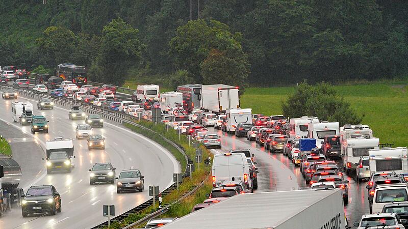 LKW -Unfall auf der A8