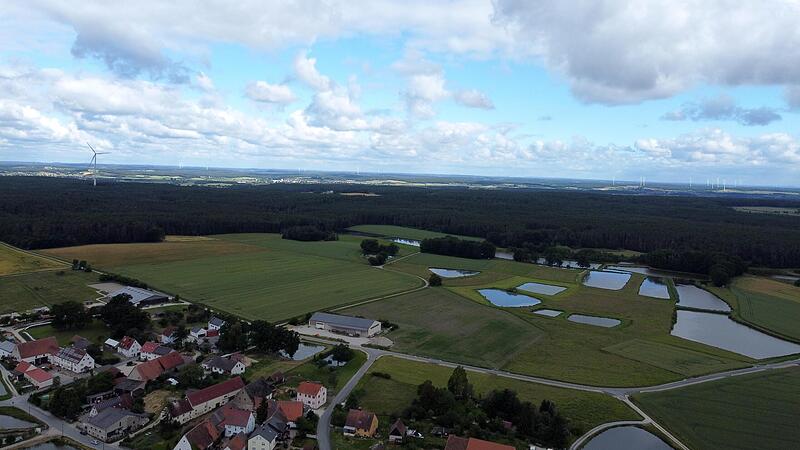 Sauerheim von oben gesehen: Kann der Immissionsschutz beim Bau von Windr&auml;dern dort gew&auml;hrleistet werden?