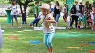 AOK Familientage auf der Jahnwiese27. bis 29. Mai Ein Fest mit vielen Hüpfburgen, Riesenrutsche, Human Soccer Turnier sowie einem Bühnen- und Mitmachprogramm für die ganze Familie. Zeiten: Freitag von 14 Uhr bis 19 Uhr, Samstag von 11 Uhr bis 19 Uhr, Sonntag von 11 bis 18 Uhr. Eintritt frei