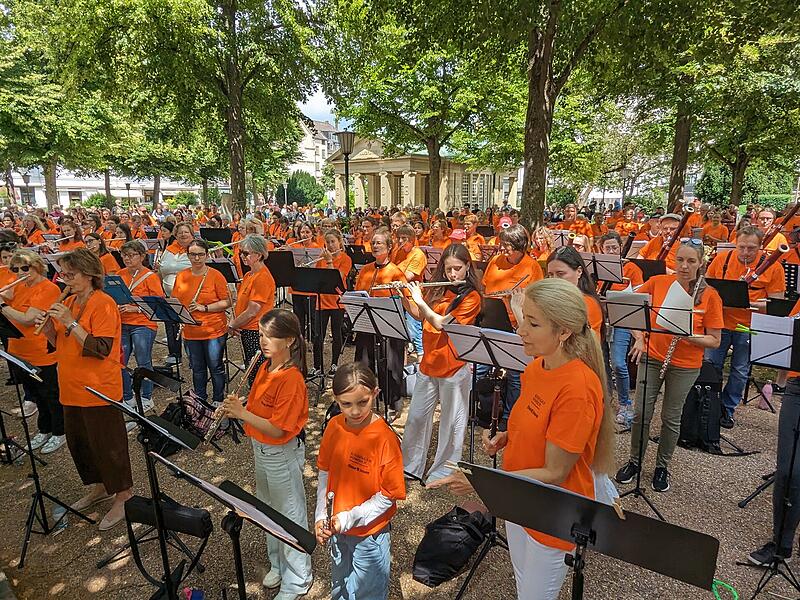 Selbst die Kleinsten nahmen am Symphonic Mob 2023 teil.