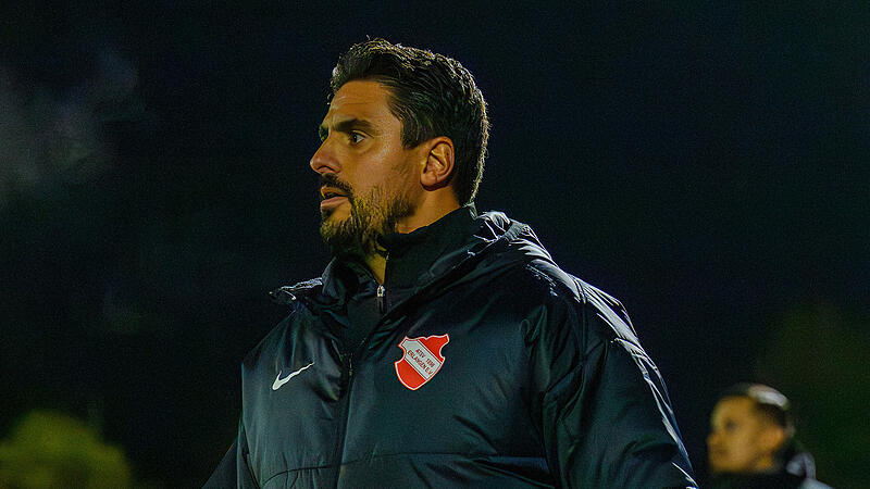 Shqipran Skeraj tr&auml;gt nur noch bis zum Saisonende die Trainingsjacke des ATSV Erlangen.