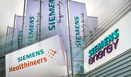 Rosige Zeiten f&uuml;r die Siemens AG, so schallt es w&auml;hrend der Hauptversammlung in M&uuml;nchen von den Rednerb&uuml;hnen zu den Aktion&auml;ren hin&uuml;ber. Auch die Abspaltung von Siemens Healthineeres ist Thema. Und damit nicht genug.