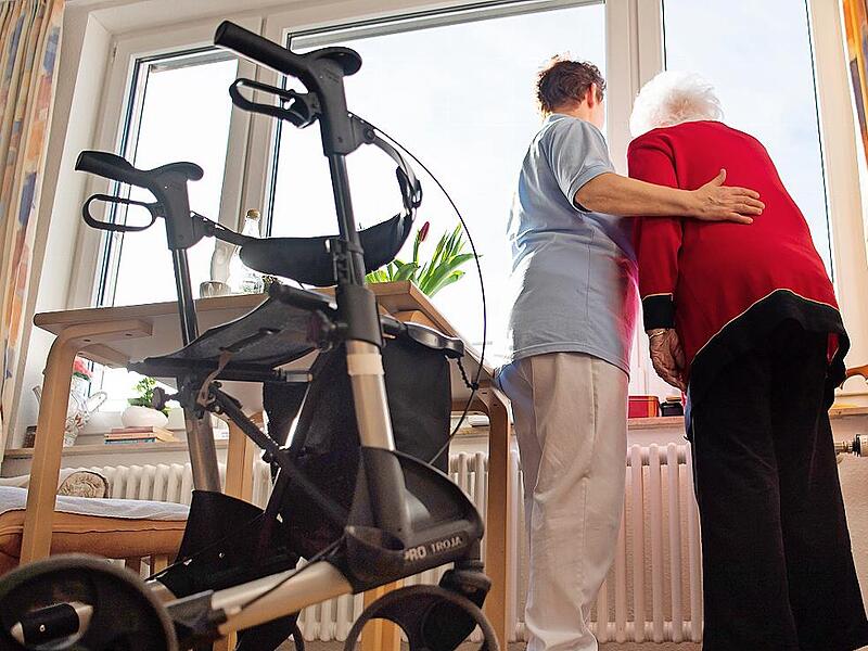 Im derzeit leerstehenden ehemaligen Amtsgerichtsgebäude in Nordhalben könnte bald schon eine Tagespflege-Einrichtung entstehen. Dadurch wird Senioren ermöglicht, so lang wie möglich in ihrem gewohnten Zuhause zu bleiben.