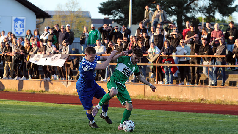 Friesen-Spielmacher Noah Schorn wurde von der Hirschaid-Defensive immer wieder in die Mangel genommen.