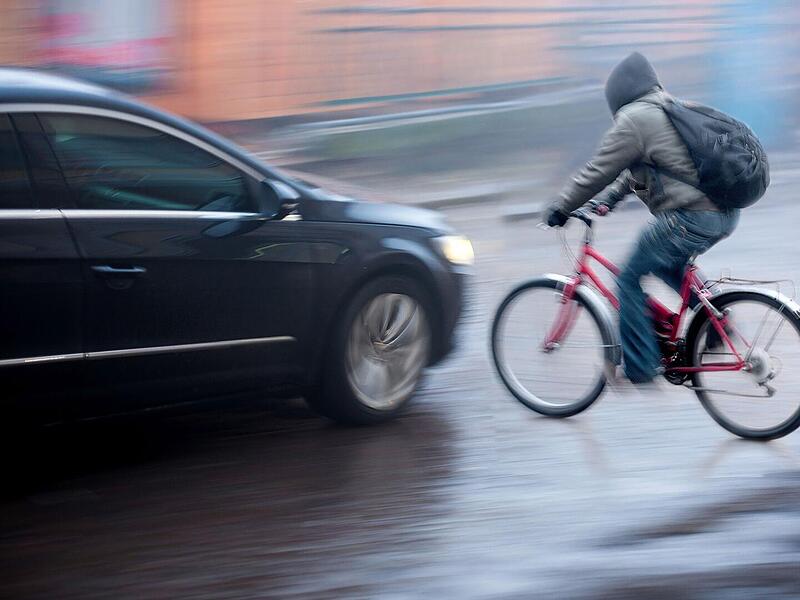 Radfahrer mit Schädelfraktur bei Verkehrsunfall im Kreis Bamberg Radfahrer mit Schädelfraktur bei Verkehrsunfall im Kreis Bamberg