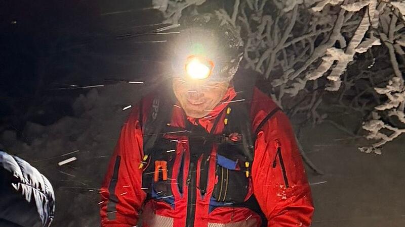 Bergwacht rettet in Skigebiet abgest&uuml;rzten Hund