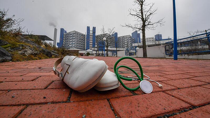 Die einrichtungsbezogene Impfpflicht betrifft auch das Klinikum Bamberg. Selbst hier sind nicht alle Besch&auml;ftigten geimpft.