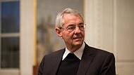 Waffenlieferungen sollten aus Sicht von Erzbischof Ludwig Schick nicht das Kriegspotenzial erhöhen, sondern Selbstverteidigung ermöglichen.