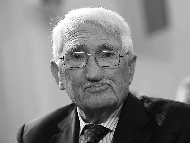 Jürgen Habermas Jürgen Habermas