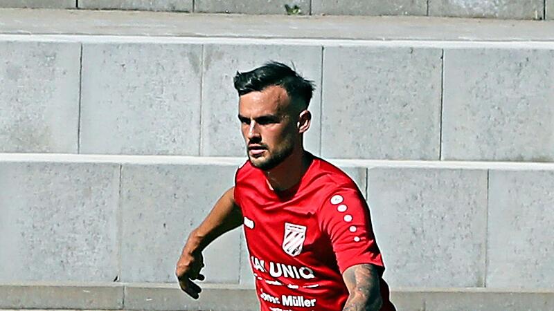 Rafael Wolf stand am Samstag als Spielertrainer des SV Pettstadt im Spiel beim TSV Breitengüßbach auf dem Platz.sportpress Rafael Wolf stand am Samstag als Spielertrainer des SV Pettstadt im Spiel beim TSV Breitengüßbach auf dem Platz.sportpress
