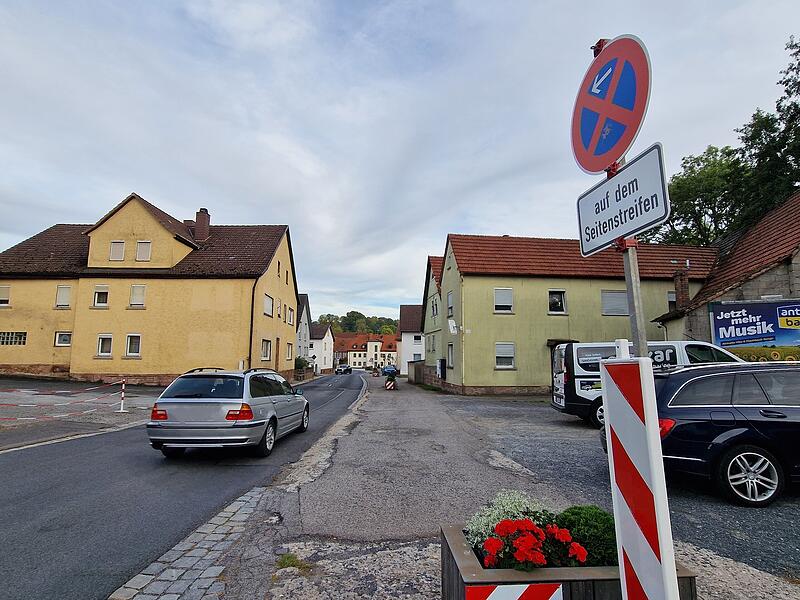 Die Bach&uuml;berdeckung bis zum Marktplatz darf nicht mehr befahren und als Parkfl&auml;che genutzt werden.