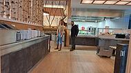Rebecca und Mirko Ratmann sorgen dafür, dass es am Baumwipfelpfad bei Ebrach bald wieder Essen für die Besucher gibt.
