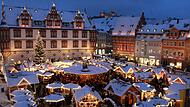 Der Coburger Weihnachtsmarkt findet in diesem Jahr vom 1. bis zum 23. Dezember auf dem Marktplatz statt.