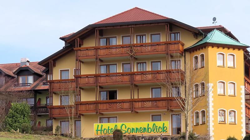 Der Tanz beim &bdquo;Sonnenblick&ldquo; ist l&auml;ngst weit &uuml;ber die Landkreisgrenzen hinaus bekannt.