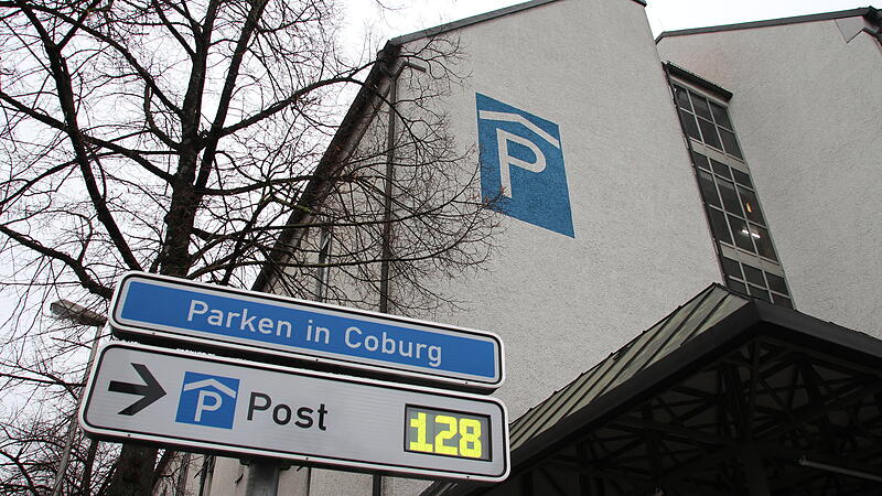 In diesem Parkhaus in Coburg hat es gebrannt.