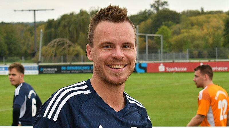 Strahlemann: Florian Fischbach pr&auml;gt das Spiel der SG Steinbach/Hirschfeld, erzielte bis dato 25 Tore und legte elf weitere vor.