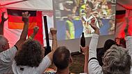 WM 2026: Public Viewing in NordhalbenFußball WM 2026: Fans feiern in Nordhalben WM 2026: Public Viewing in NordhalbenFußball WM 2026: Fans feiern in Nordhalben