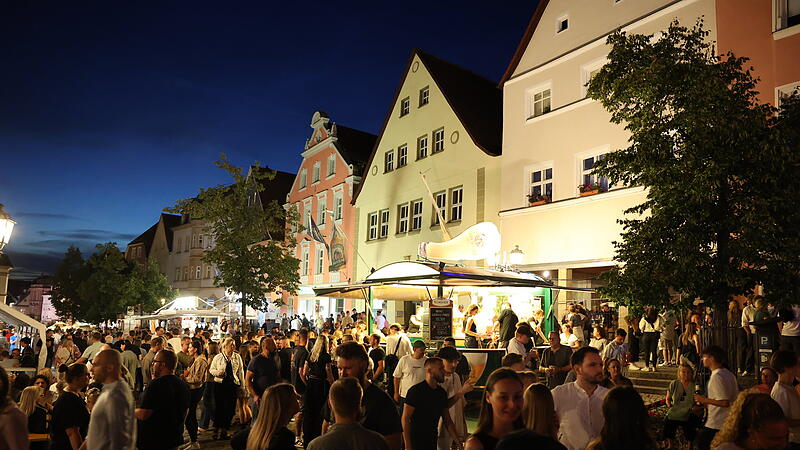 Nachts ist die Stimmung in Kulmbachs Altstadt wunderbar.