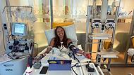 Clara Jakob, gut gelaunt bei ihrer Stammzellenspende Ende Juli 2024. Clara Jakob, gut gelaunt bei ihrer Stammzellenspende Ende Juli 2024.