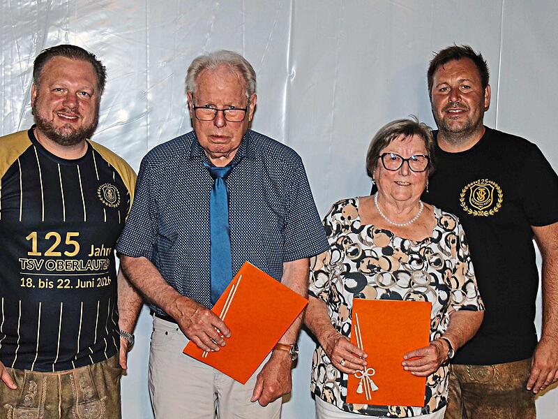 Seit 70 Jahren halten Dieter Scheler und Renate Denk dem TSV die Treue. Dank sagen die Vorsitzenden. Seit 70 Jahren halten Dieter Scheler und Renate Denk dem TSV die Treue. Dank sagen die Vorsitzenden.