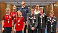 Die Teilnehmer der Altersklasse U14 mit der erfolgreichen m&auml;nnlichen Riege des TSV Gestungshausen (schwarze Trainingsanz&uuml;ge) und den Lahmer M&auml;dels, die den Sieger unter sich ausmachten. Andreas Kleiber