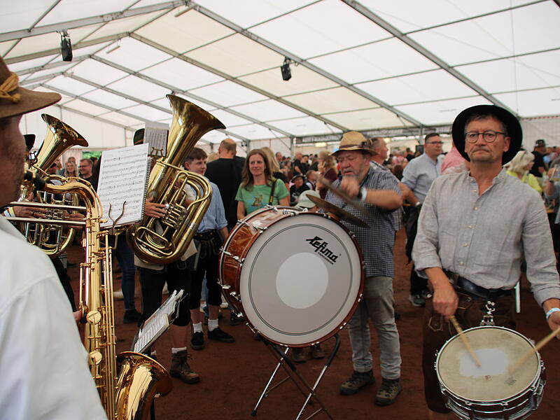 Rh&ouml;n-Festival Wildflecken: Rh&ouml;ner Bluat spielt f&uuml;r die Kissinger H&uuml;tte