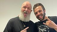 Judas Priest-Star Rob Halford (links) schwört auf die heilenden Hände des Eberner Therapeuten Vincent Schorn. Judas Priest-Star Rob Halford (links) schwört auf die heilenden Hände des Eberner Therapeuten Vincent Schorn.