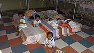 Babys werden im Waisenhaus aufgenommen. Babys werden im Waisenhaus aufgenommen.