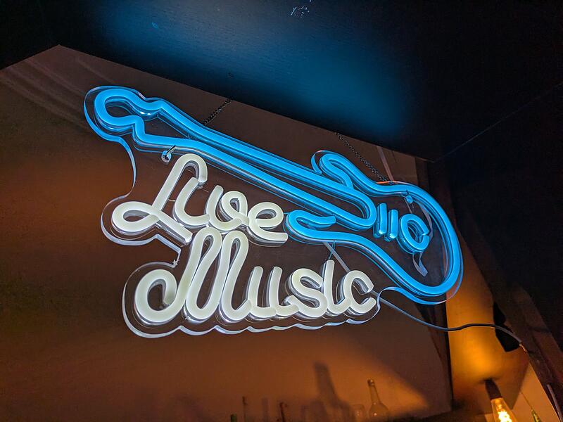 Live-Musik wird im T&ouml;pfla in H&ouml;chstadt nicht nur im &uuml;bertragenen Sinn gro&szlig;geschrieben.