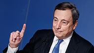 Mario Draghi, Ministerpräsident von Italien, bei der traditionellen Jahresend-Pressekonferenz.
