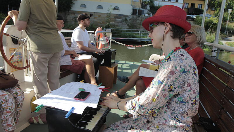 Zwei Konzerte spielte die Komponistin Xenia Pestova Bennett auf der Don Bosco Fähre.