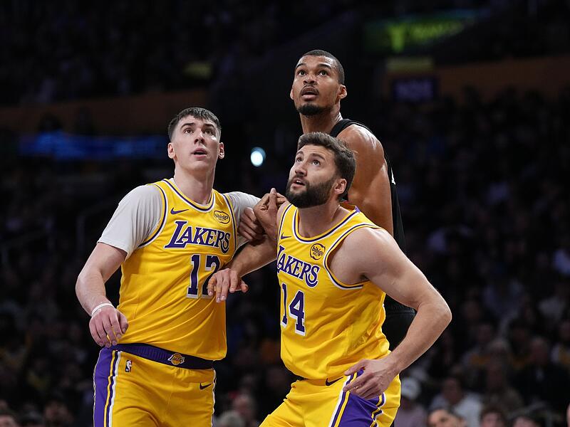 Los Angeles Lakers - San Antonio Spurs Los Angeles Lakers - San Antonio Spurs