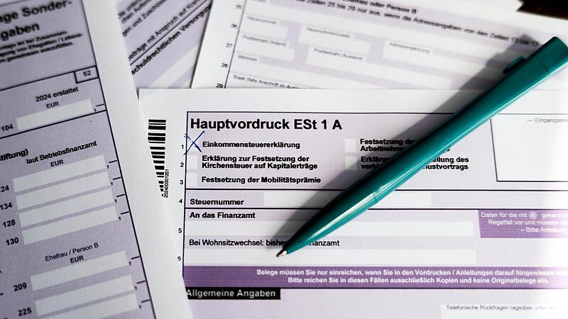 Ein paar Klicks statt eines nervenden Papierkriegs: Bayern will B&uuml;rgern die Abgabe der Steuererkl&auml;rung erleichtern.