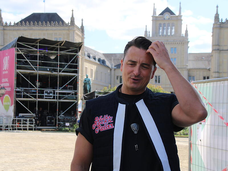 Andreas Gabalier auf dem Schlossplatz in Coburg.