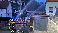 Die Feuerwehren rückten zu einer Übung nach Wartenfels aus. Ein vermeintlicher Scheunenbrand hielt die Einsatzkräfte auf Trab.