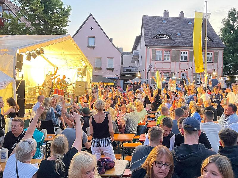 F&uuml;r Livemusik auf dem Altstadtfest in Herzogenaurach ist gesorgt.