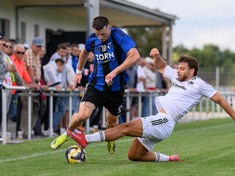 Forchheims Christian Rzonsa traf im Hinspiel gegen die Weisendorfer. Am Ende stand es 2:2.Forchheim & Fr&auml;nkische Schweiz