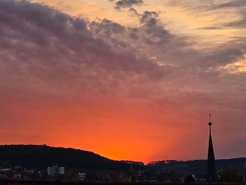 Leserbilder: Wenn der Himmel &uuml;ber Kronach bunt wirdLeserbilder: Wenn der Himmel &uuml;ber Kronach bunt wird