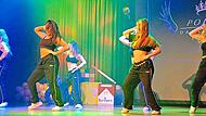Mitrei&szlig;ende Tanzeinlagen bot die &bdquo;Poison Danceclass&ldquo;.Heike Sch&uuml;lein