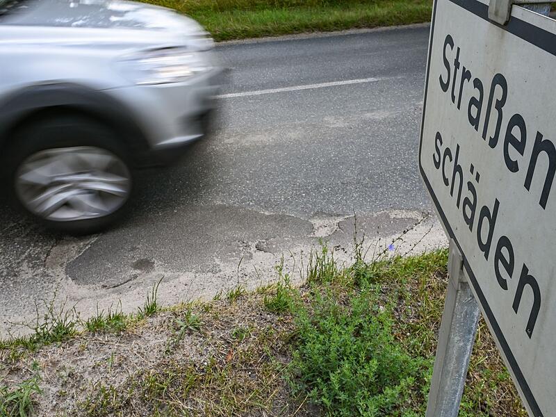 Schäden an Straßen Schäden an Straßen